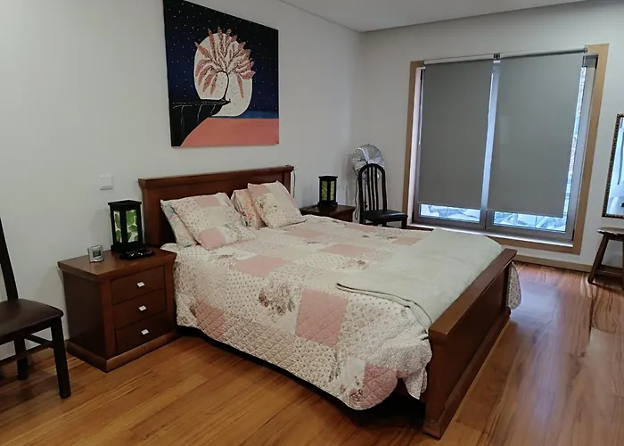 Private Bathroom Shared Kitchen 3* Oporto