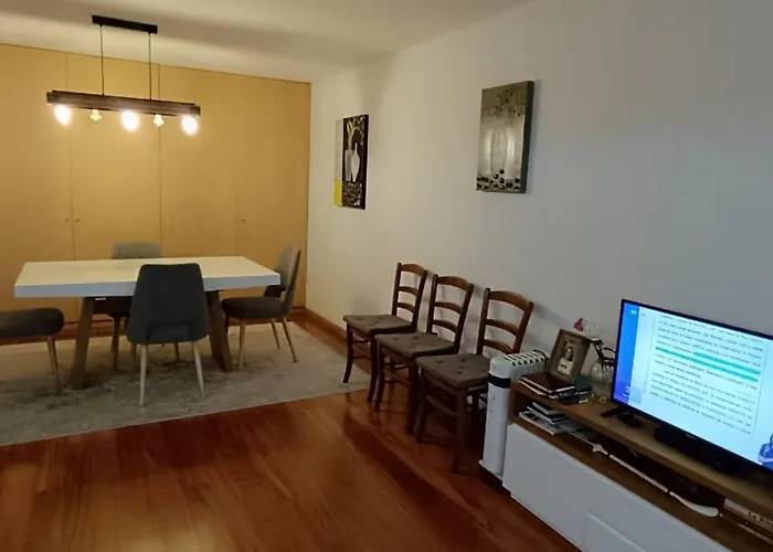 Private Bathroom Shared Kitchen